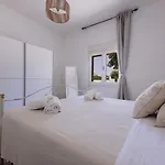 Agua Villa *